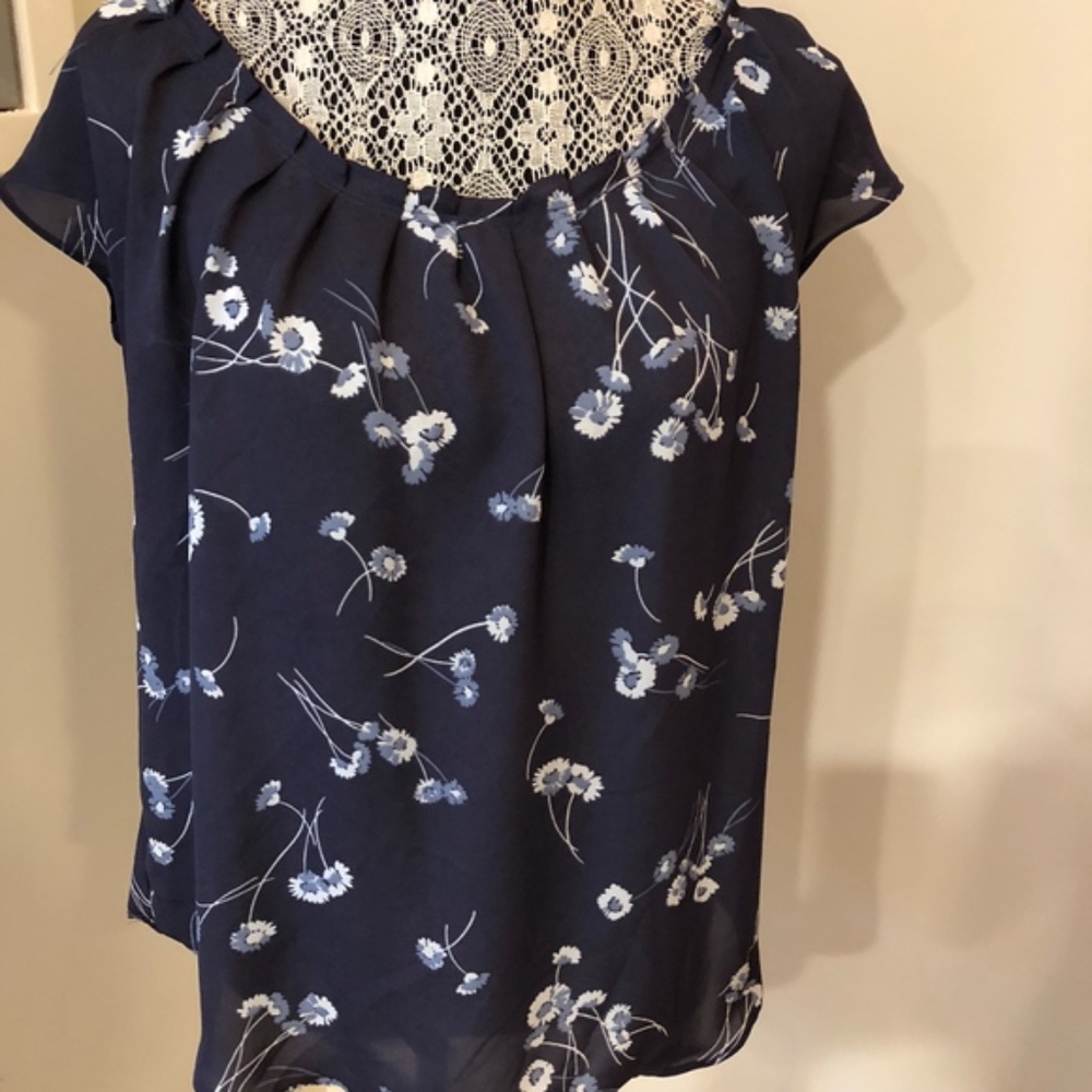 LC Lauren Conrad | Pleated Top